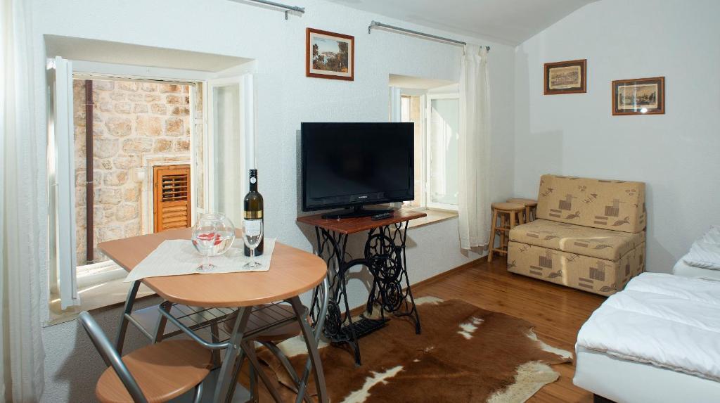 Apartment Old Town Gverovic ดูบรอฟนิก ภายนอก รูปภาพ