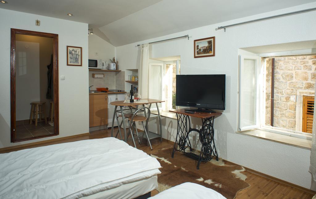 Apartment Old Town Gverovic ดูบรอฟนิก ภายนอก รูปภาพ