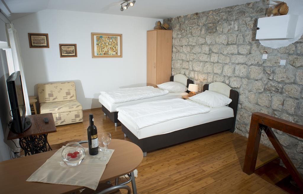Apartment Old Town Gverovic ดูบรอฟนิก ภายนอก รูปภาพ
